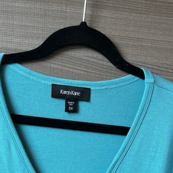 Karen Kane Knit Top 2XL Turquoise 3/4 Sleeve V-Neck Tulip Hem Tunic Stretchy USA - Picture 3 of 8